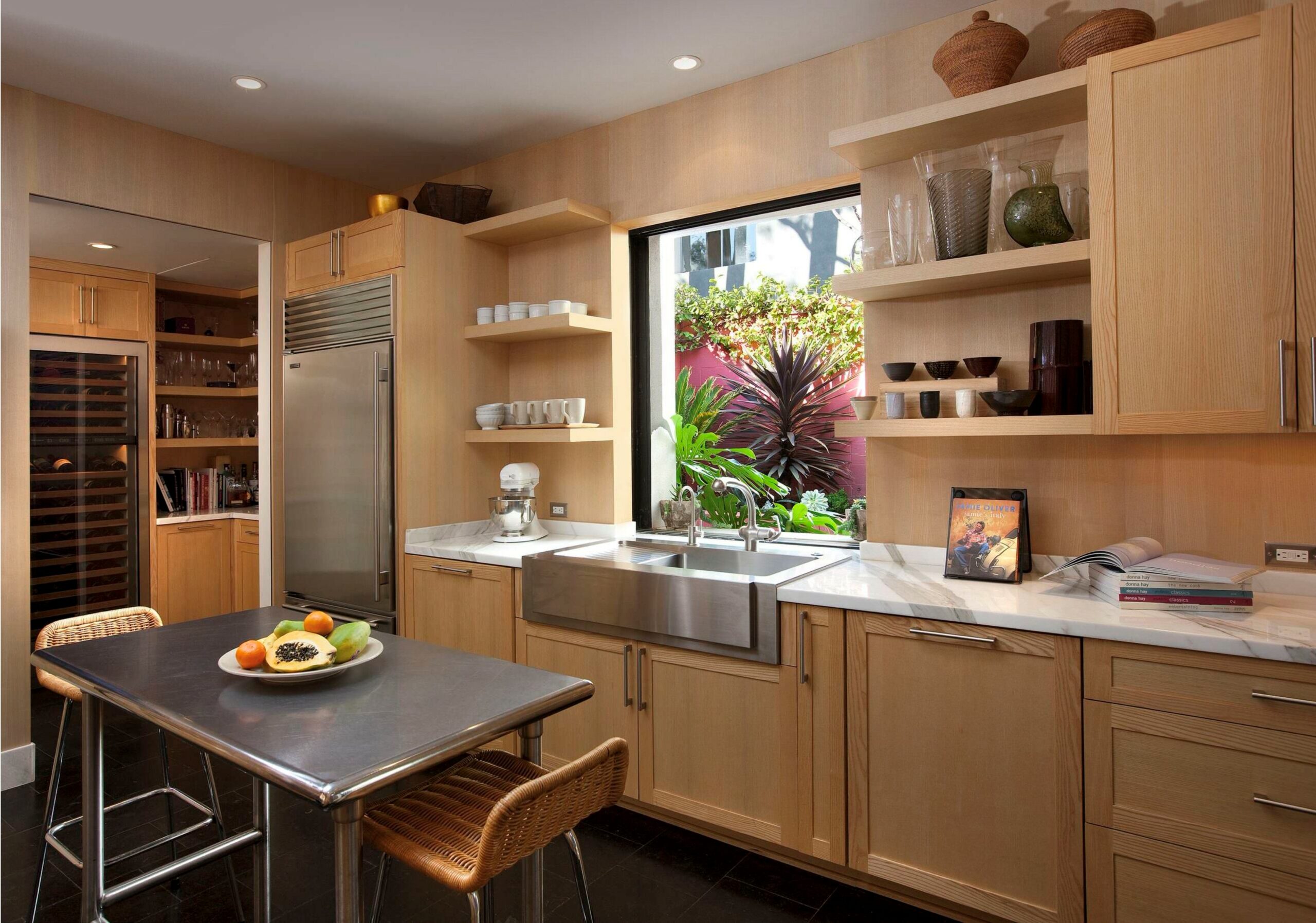 маленькие кухни в доме дизайн фото